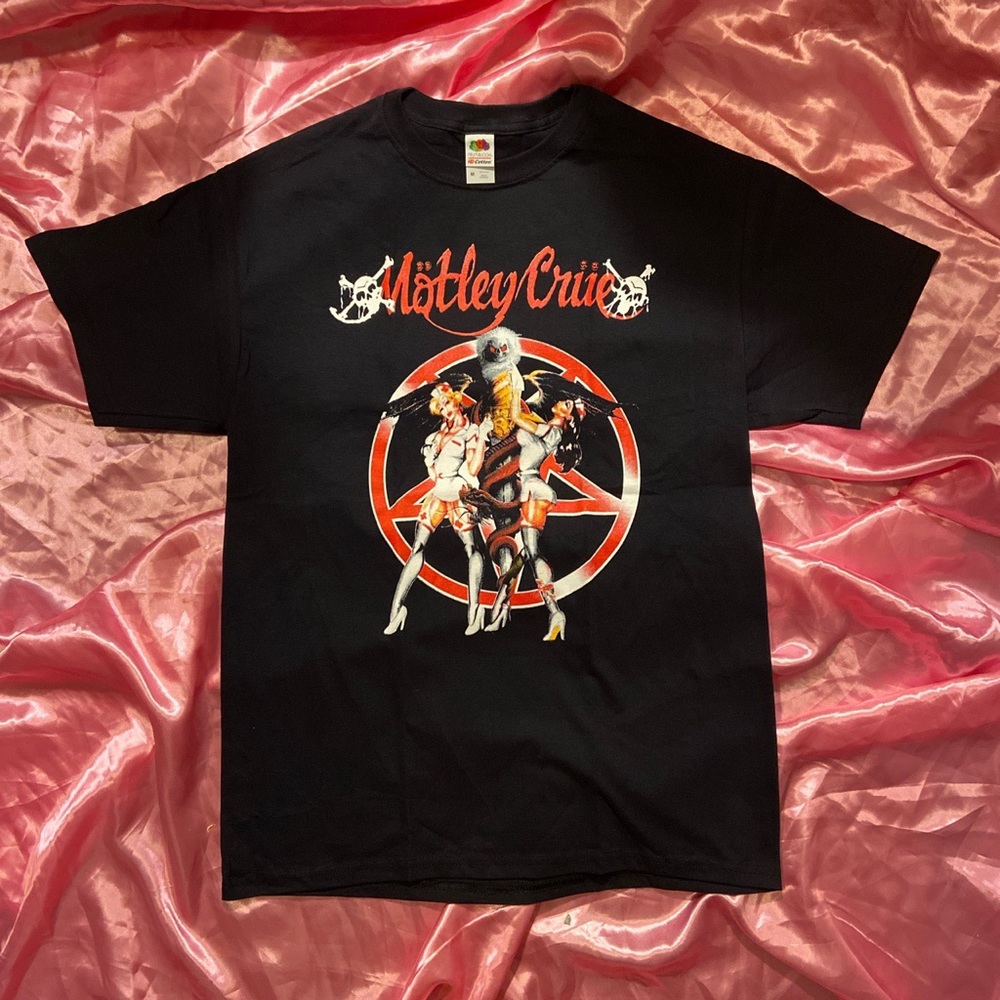Motley Crue shirt